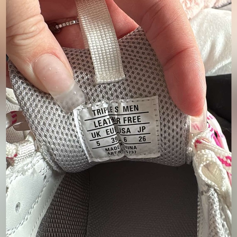 Balenciaga sneakers - Picture 10 of 11